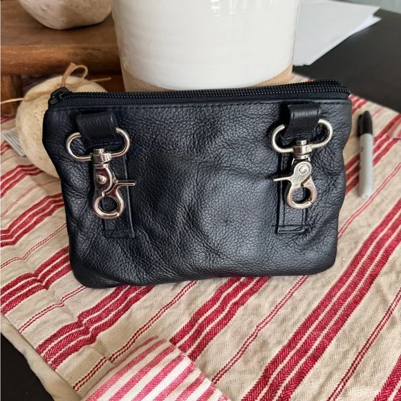 Black Studded belt bag - Picture 3 of 6